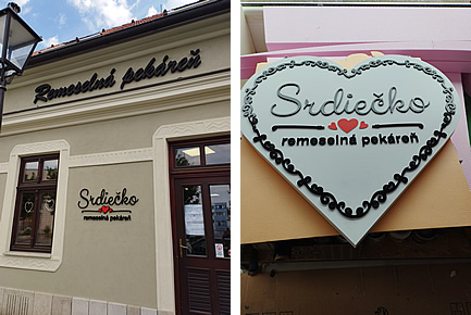 Logo z plastu a polystyrenu