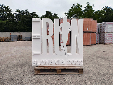 Samostatně stojící 3D logo